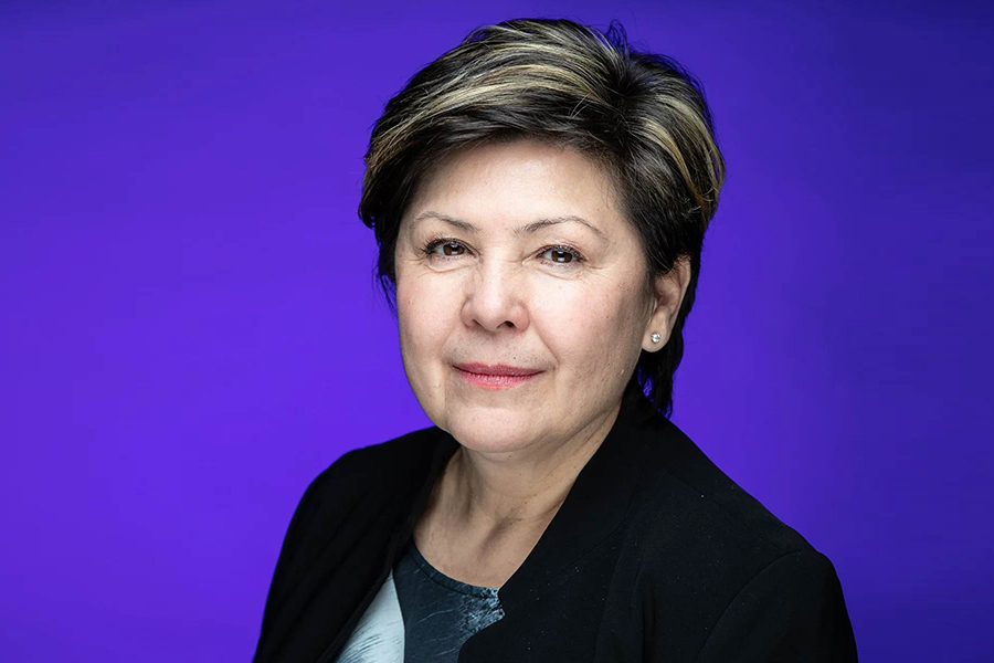 Zimfira Poloz 900x600px