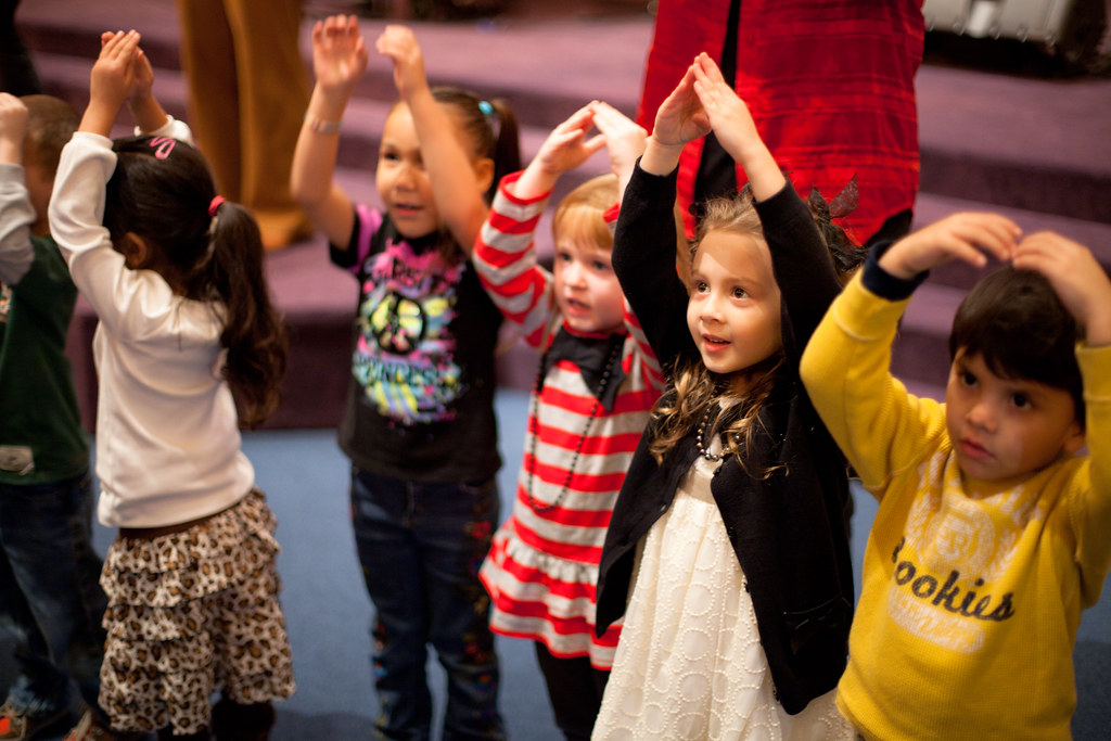 Children  Singing (online)