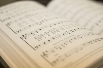 Sunny Side Up: Choir Performance