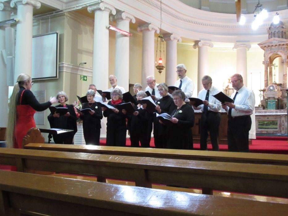 Schola Cantorum: “Come Out, ‘tis Now September”